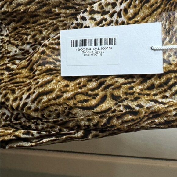 NWT Reformation Brooke Animal Instinct Leopard Wrap Puff Long Sleeve Dress XS - Picture 15 of 16